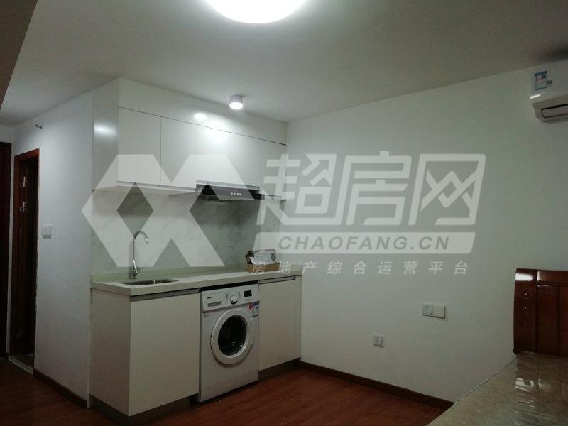 乐汇公馆二手房客厅