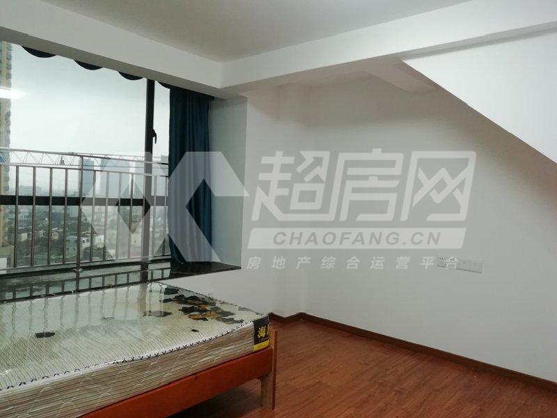 乐汇公馆二手房卧室