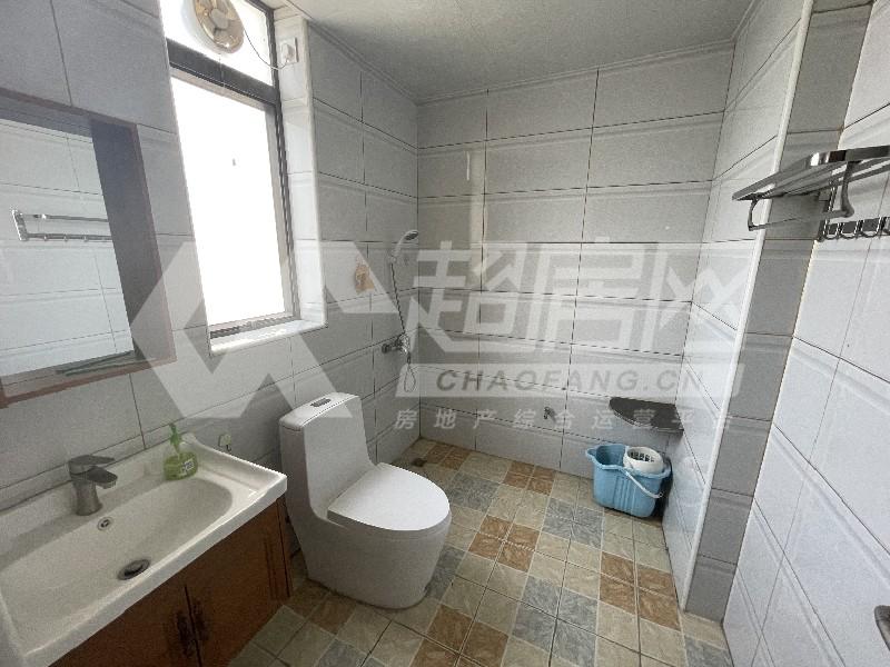 都市经典出租房厨房及卫生间