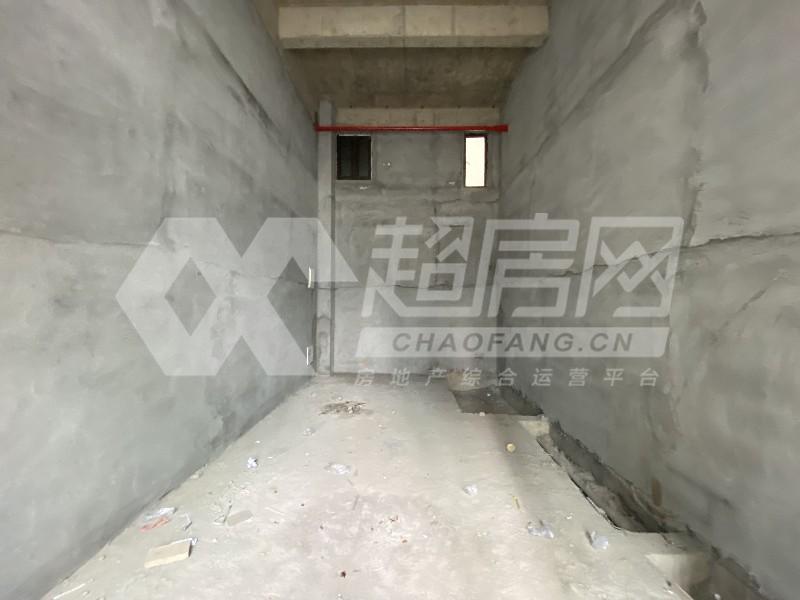 保利悦公馆二手房厨房及卫生间