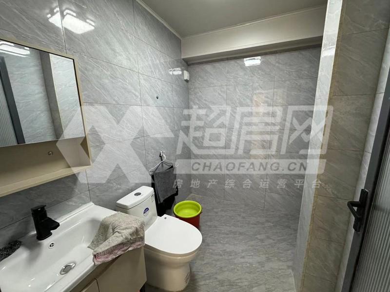南源商业街二手房卧室
