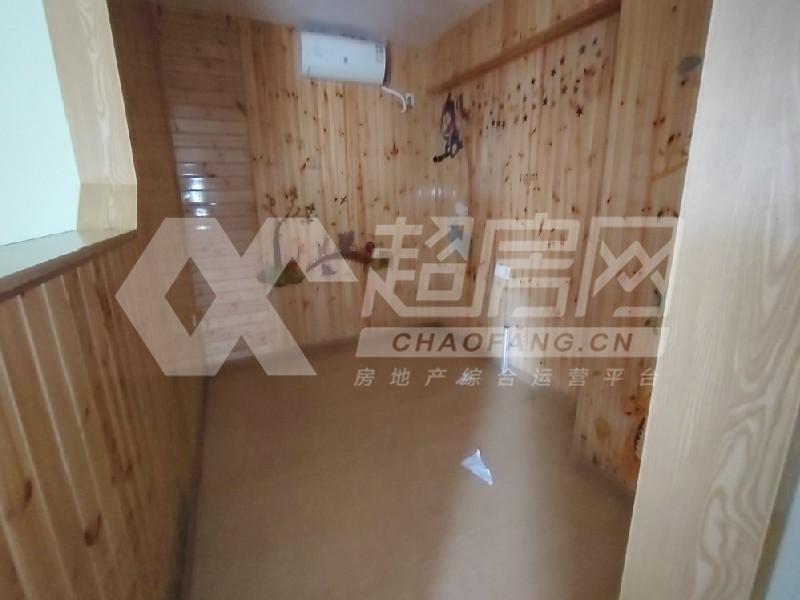 康城尚域二手房卧室