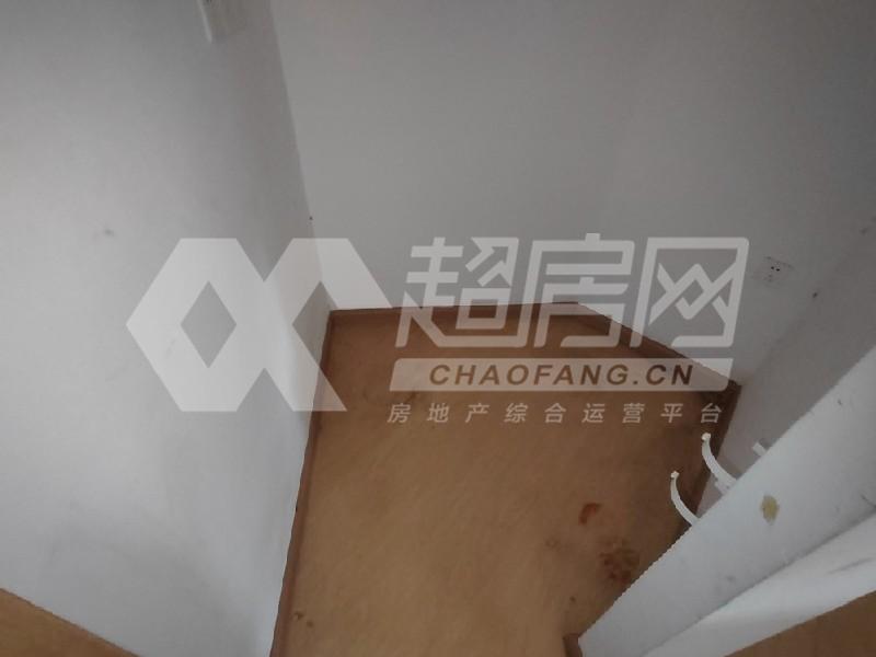 康城尚域二手房卧室