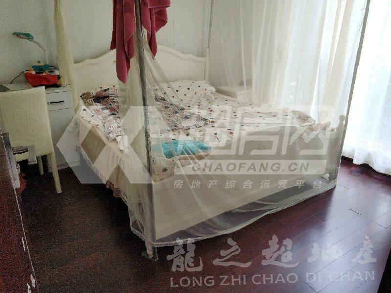 中博城果（汇盈苑）二手房卧室
