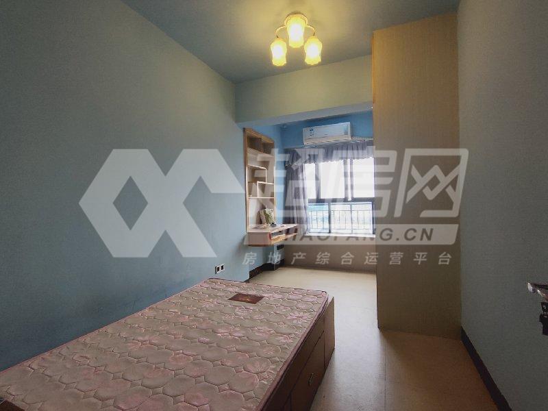 佳兆业君汇上品二手房卧室