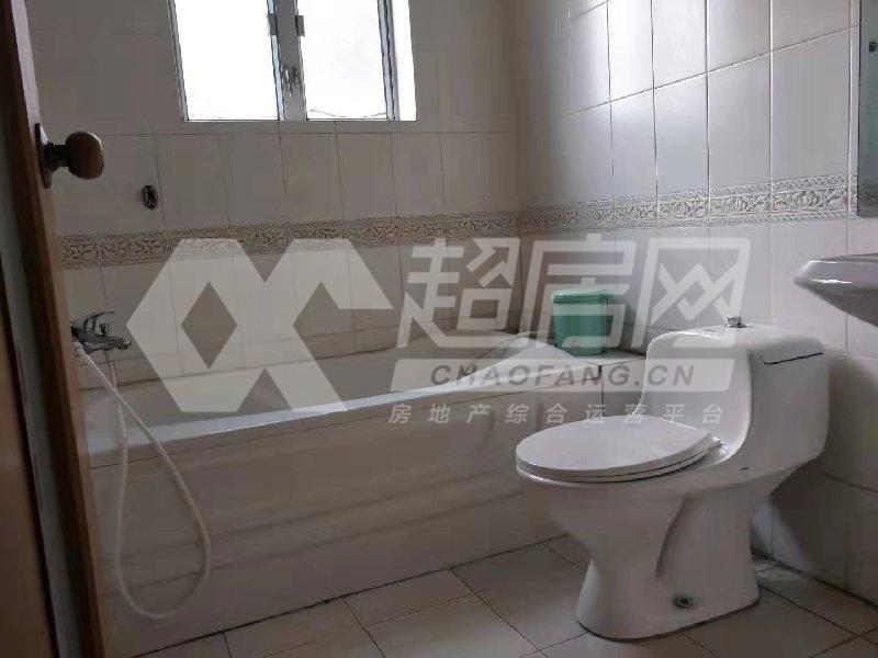 美的海岸花园二手房厨房及卫生间