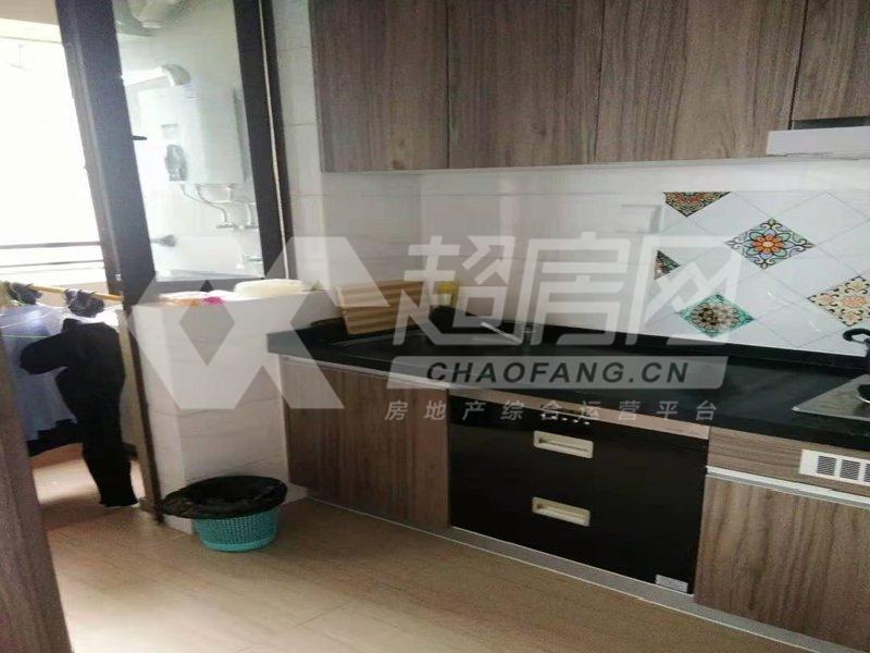 碧桂园右里苑出租房厨房及卫生间