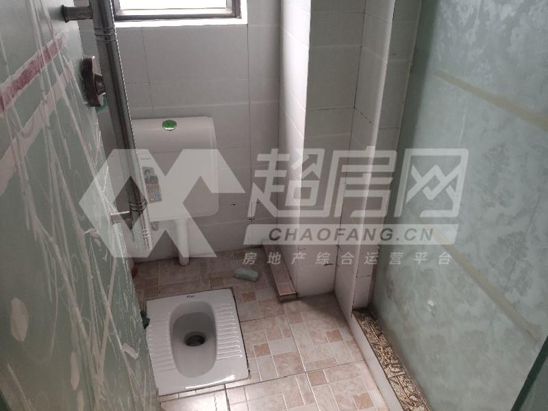 汇成华庭（大良）出租房厨房及卫生间