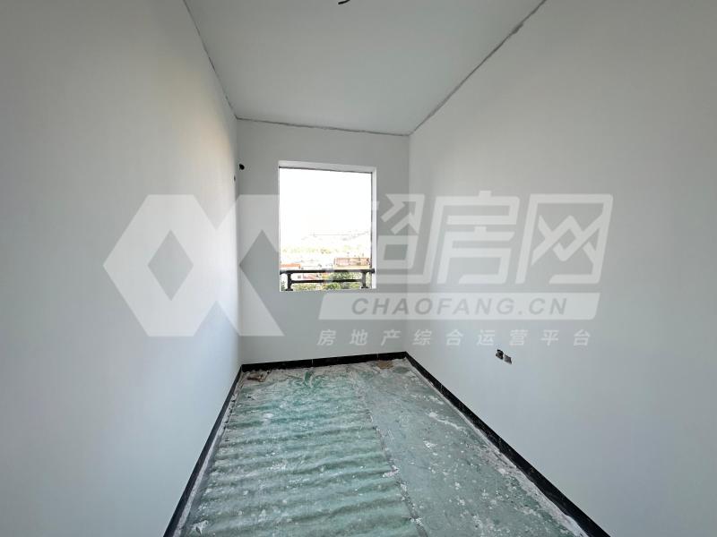 龙湖春江名城二手房卧室