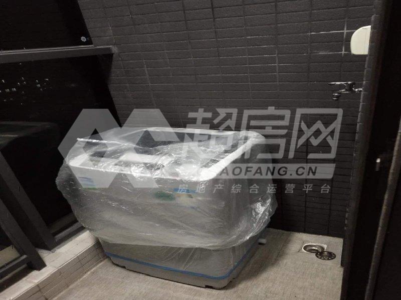 银钻广场二手房卧室