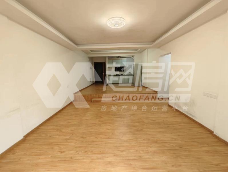 宝翠庭二手房客厅