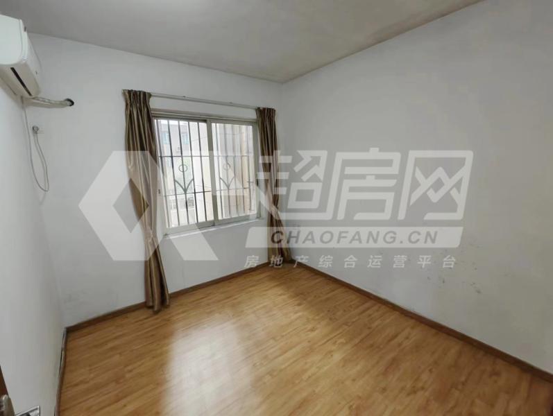 宝翠庭二手房卧室