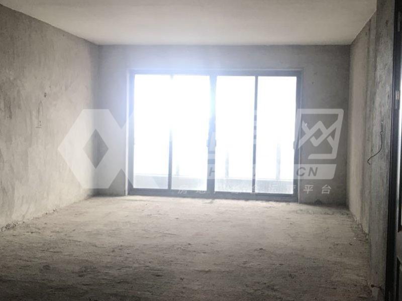美的广场二手房客厅