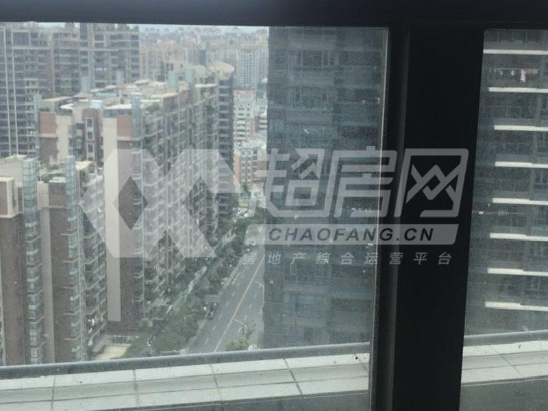 美的广场二手房露台