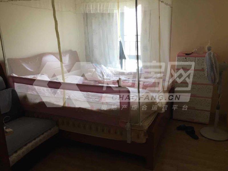 容桂碧桂园二手房卧室
