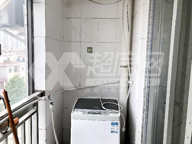 顺明轩二手房厨房及卫生间