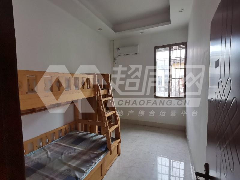 羊额二手房客厅
