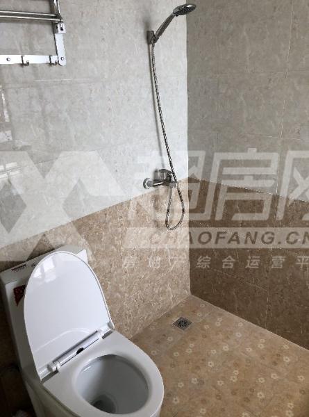景泽名轩二手房厨房及卫生间