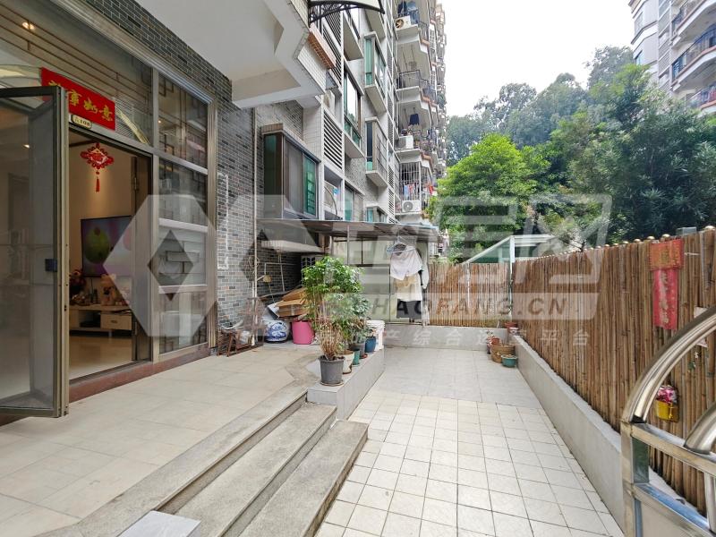 岭岚花园二手房阳台