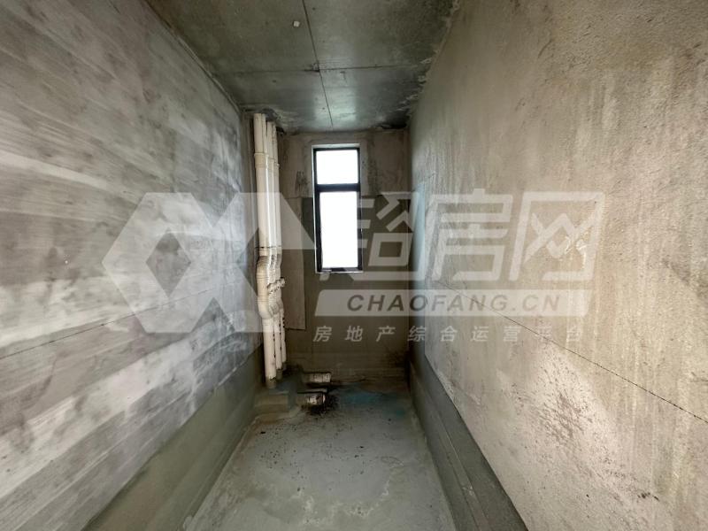 龙湖春江名城二手房厨房及卫生间