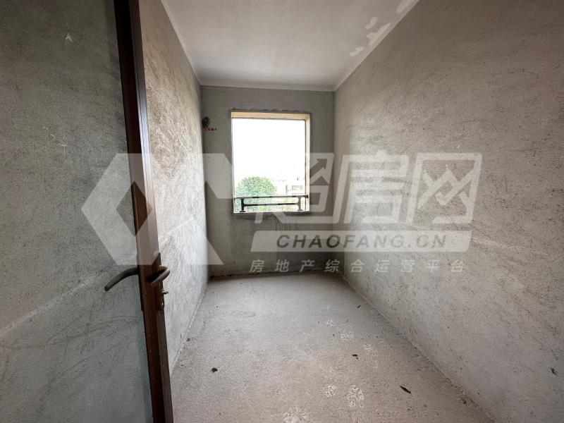 龙湖春江名城二手房卧室