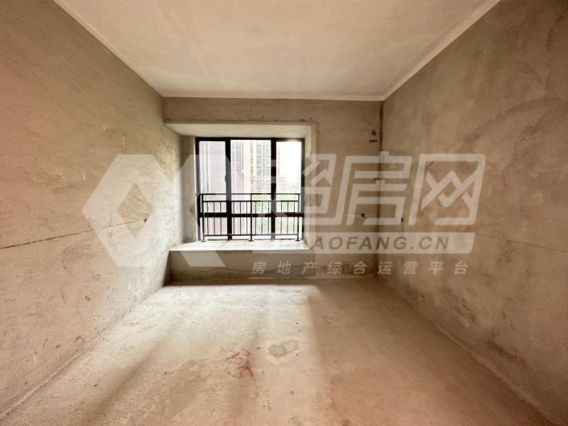 龙湖春江名城二手房卧室