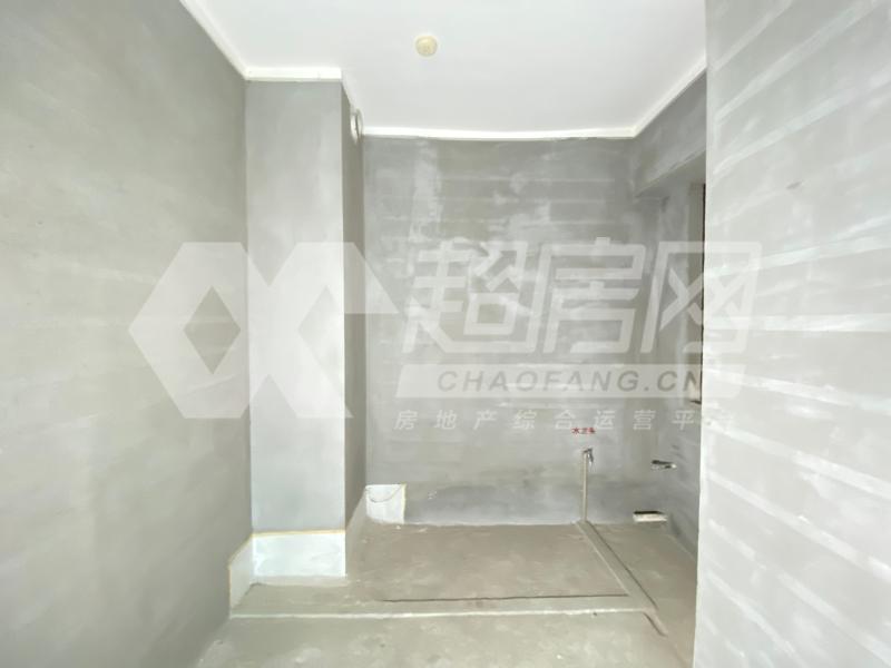 龙湖春江名城二手房厨房及卫生间