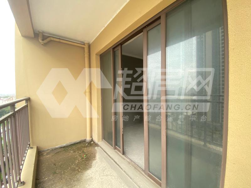 龙湖春江名城二手房阳台