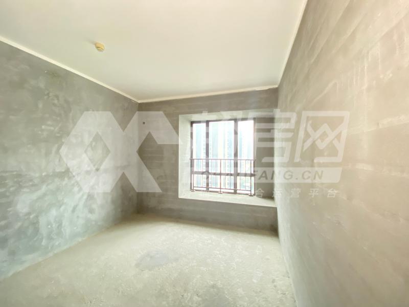 龙湖春江名城二手房卧室