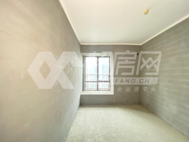 龙湖春江名城二手房卧室