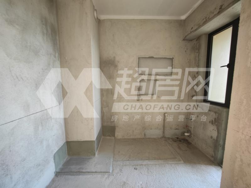龙湖春江名城二手房厨房及卫生间