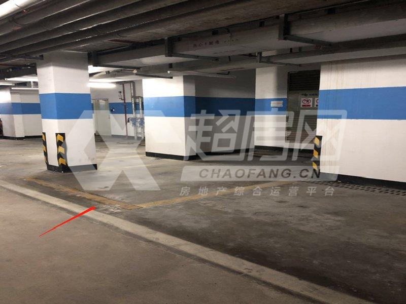万科沁园二手房厨房及卫生间
