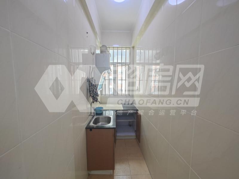 顺雅名筑二手房厨房及卫生间