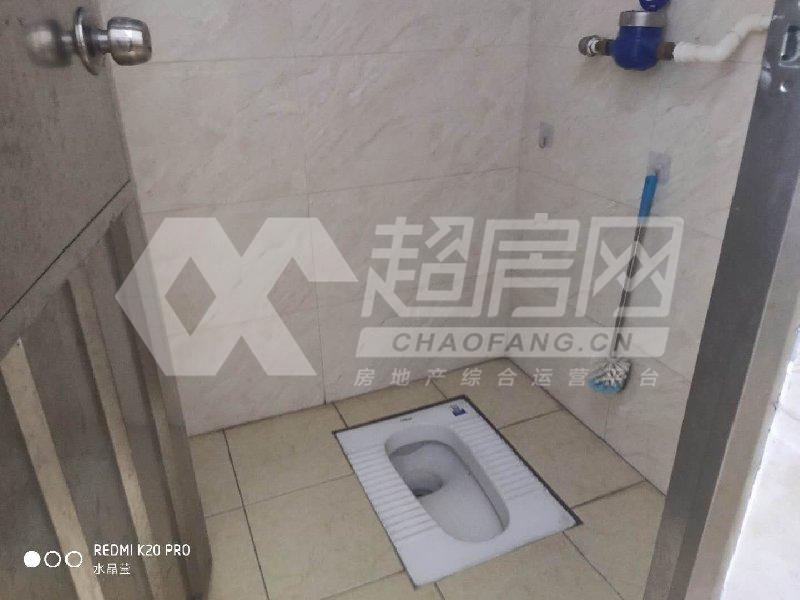 勒流居委会二手房厨房及卫生间