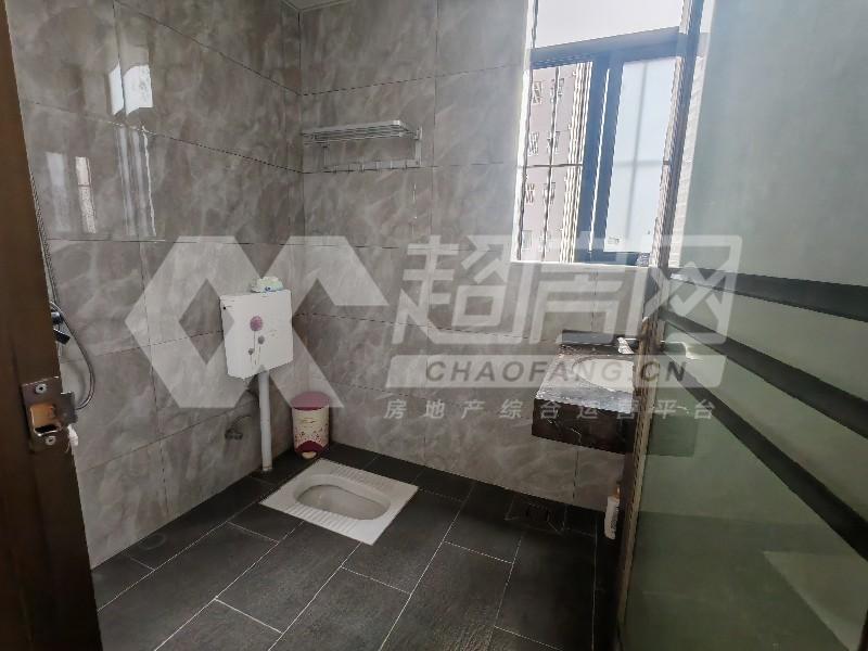 都市经典二手房厨房及卫生间