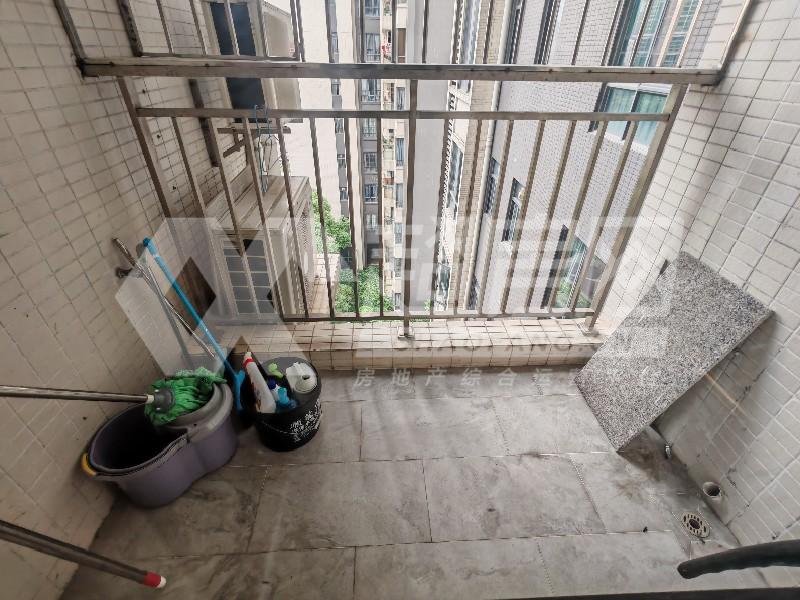 都市经典二手房阳台