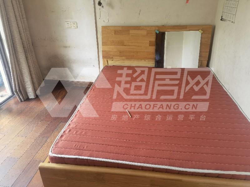 美的海岸花园二手房卧室
