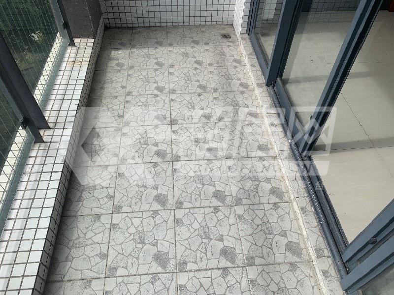 美的简岸花园二手房阳台
