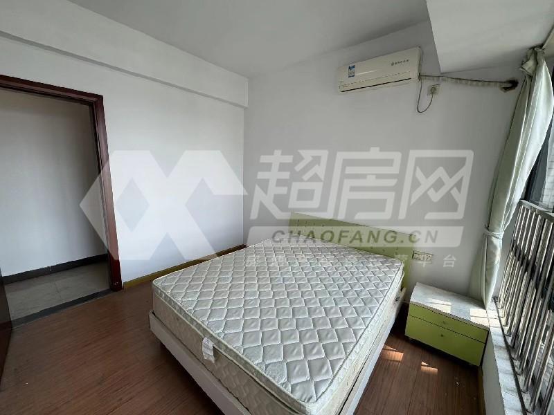 美的新海岸二手房卧室