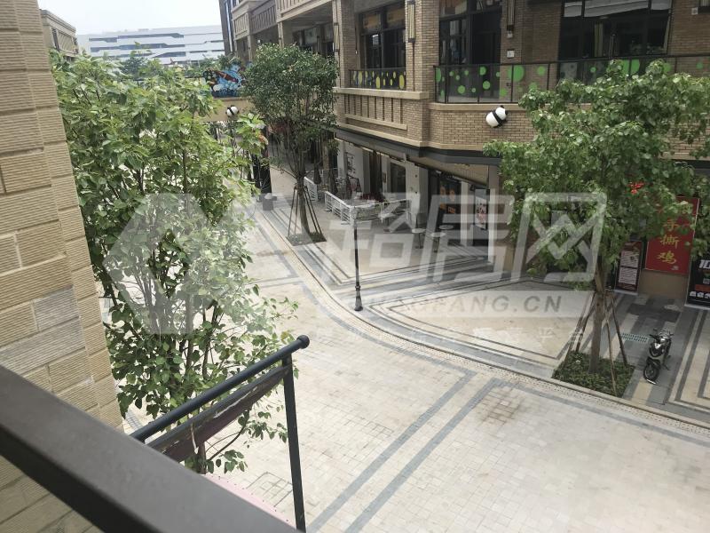 伦教保利中央公园二手房厨房及卫生间