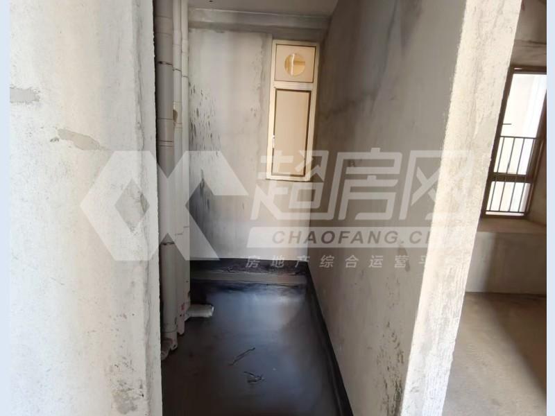 峰汇豪庭二手房厨房及卫生间