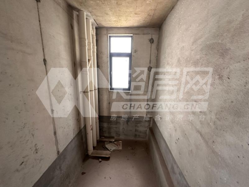 美的御海东郡二手房厨房及卫生间