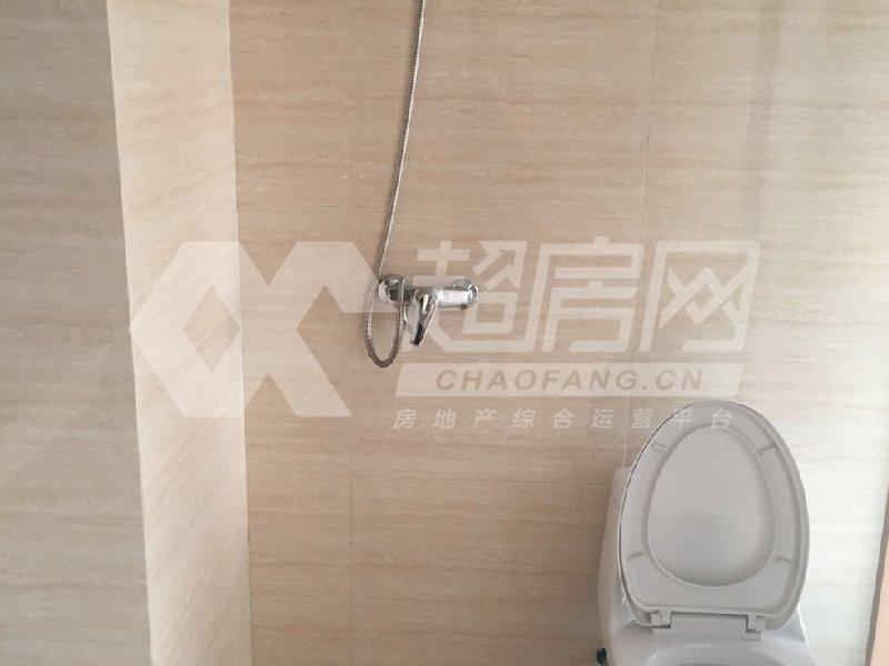 柏涛湾二手房客厅