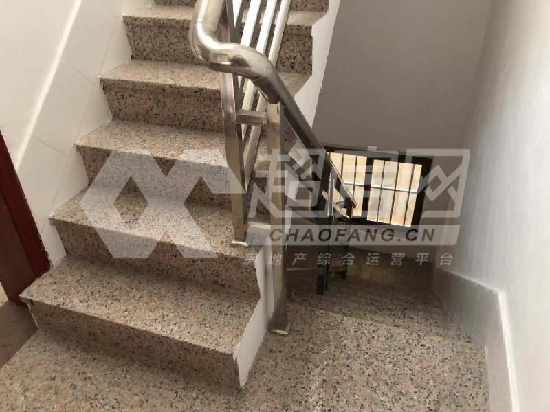 建设西二路二手房阳台