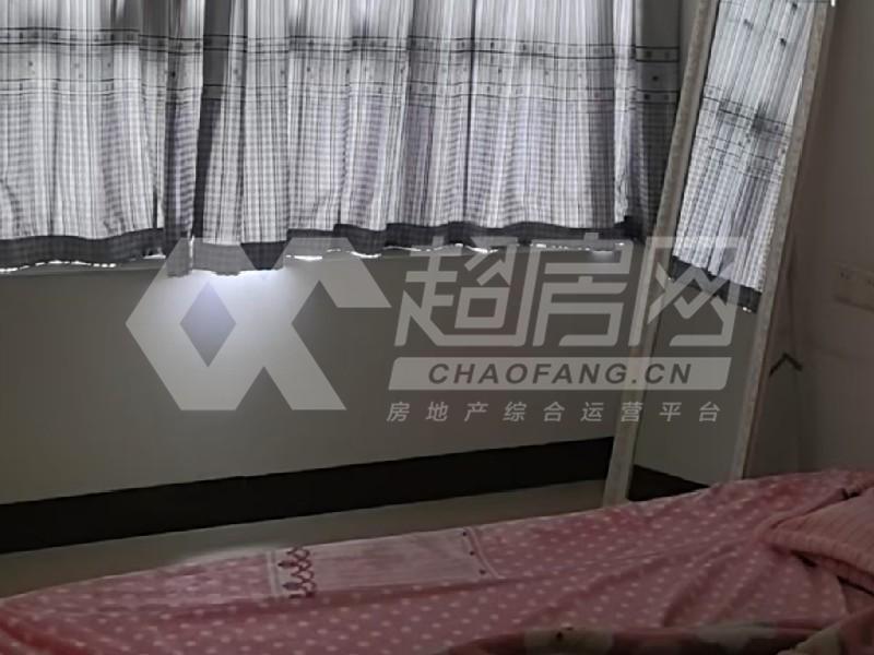 尚湖湾二手房卧室