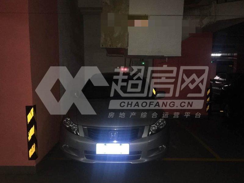 海悦新城二手房厨房及卫生间