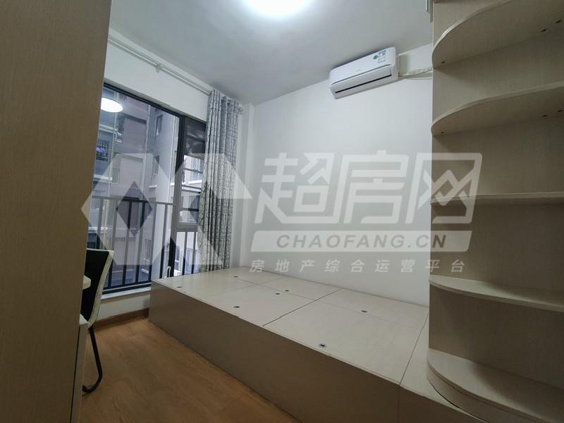 万科沁园二手房卧室