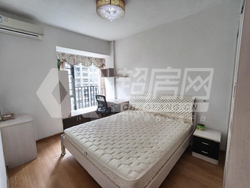 万科沁园二手房卧室