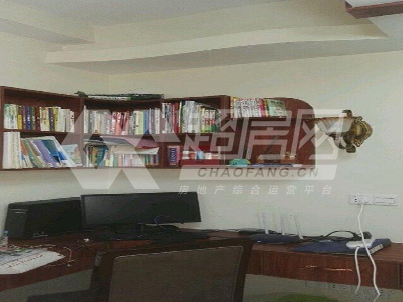 凯蓝名都二手房卧室