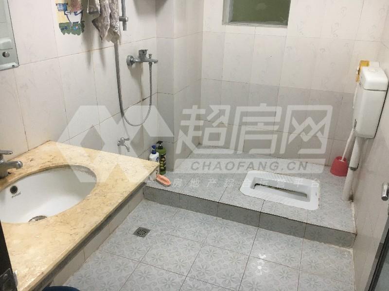顺宝花园（杏坛）出租房厨房及卫生间